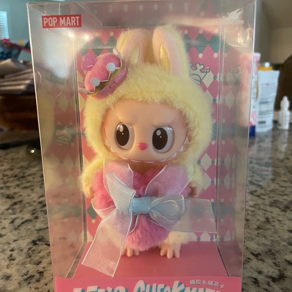 100% Authentic LABUBU Let’s checkmate series vinyl hanging plush